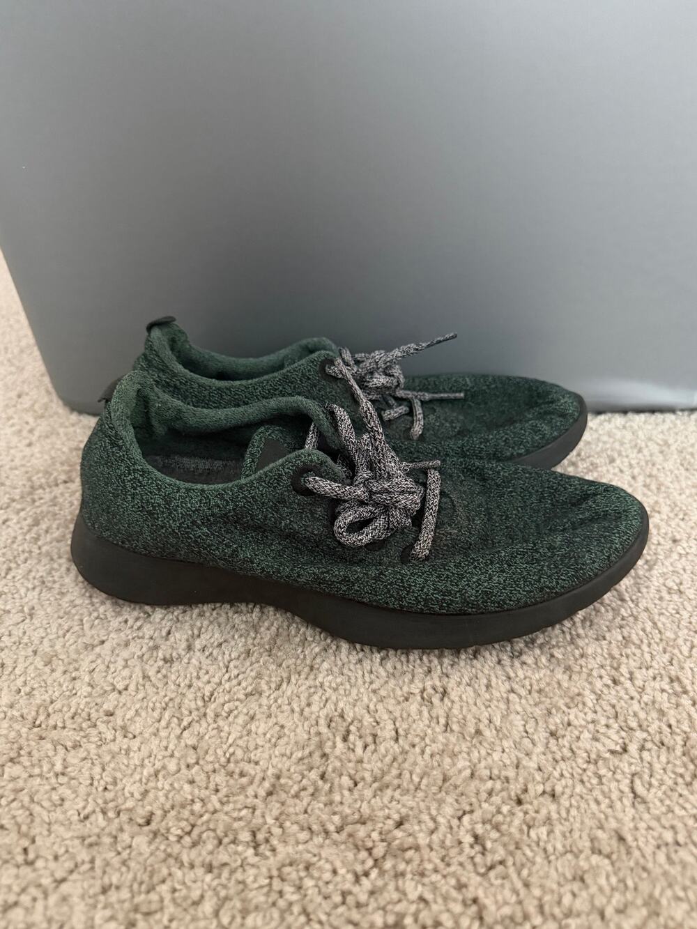 Limited Edition Allbirds Wool Runners Dark Kea Green Black Soles Women’s Size 8